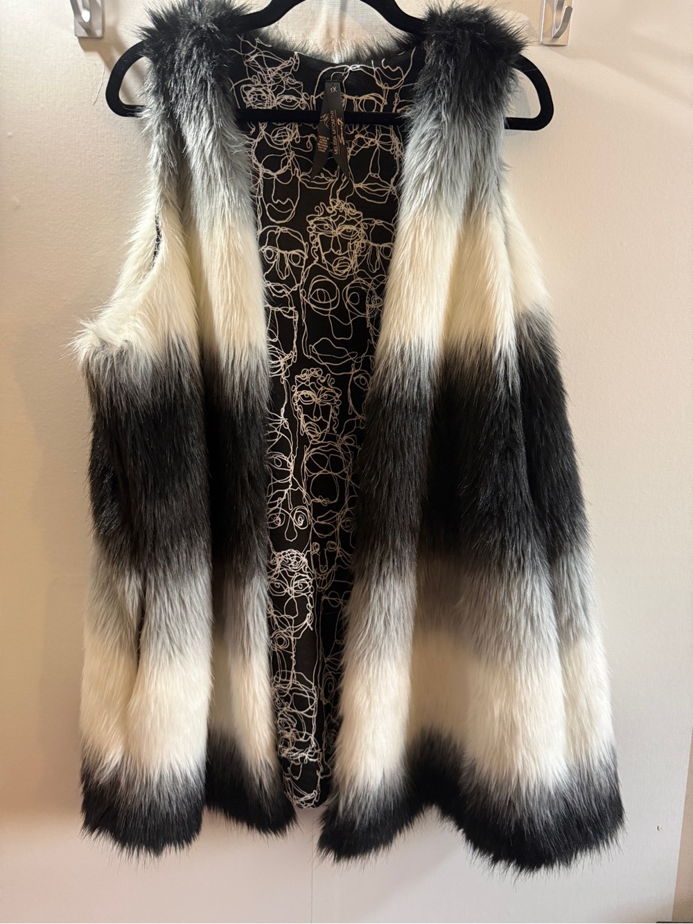 Melissa McCarthy Seven7 Faux Fur Vest 1X Black White Grey Longline Plus Size
